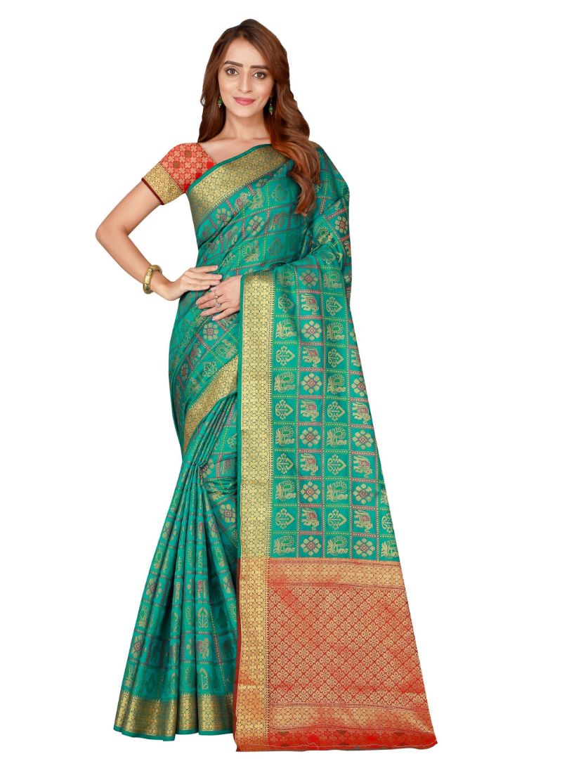 Generic Women's Kanjivaram Silk Saree with Blouse