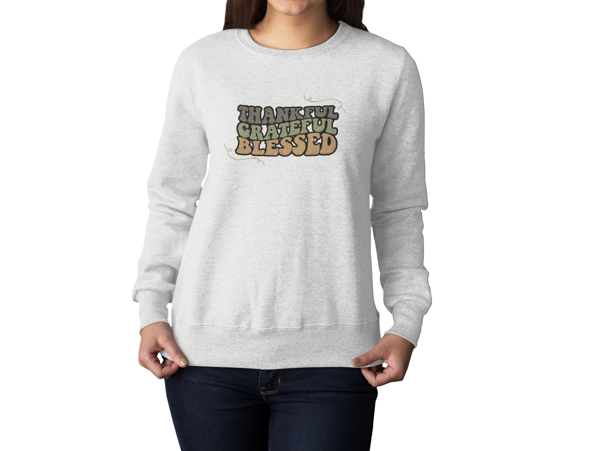 Sweatshirt Season Thanksgiving Styles for Women || Women's Thanksgiving Sweatshirt Collection