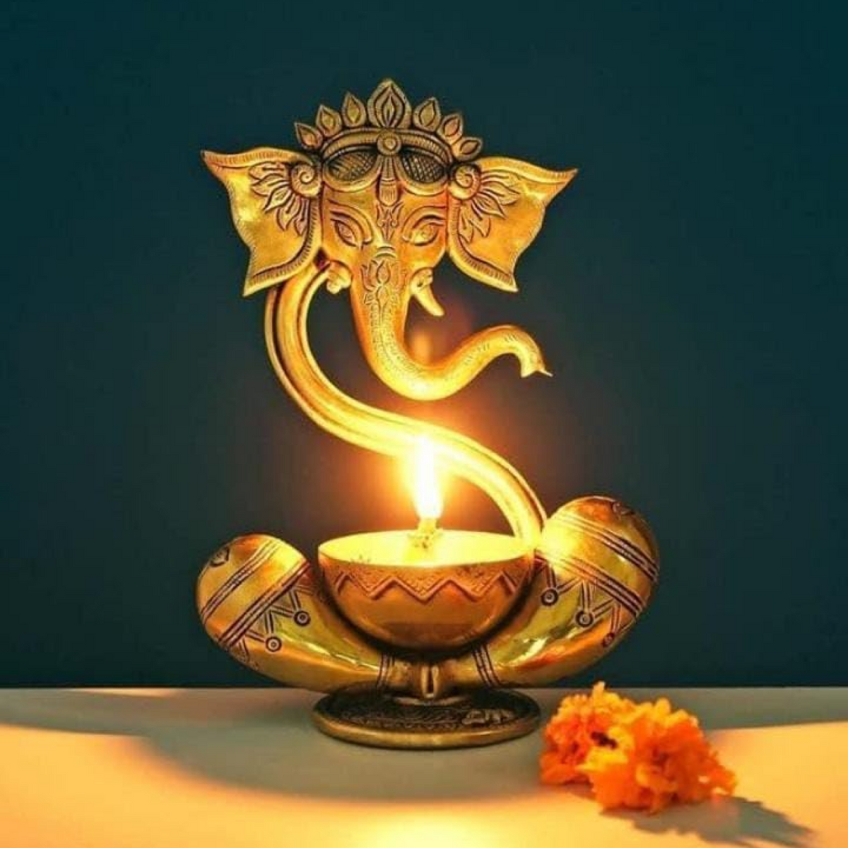 9" Ganesha lamp