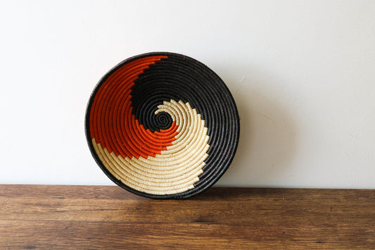 Handwoven African wall Hanging baskets /  Rwanda Wall and fruit