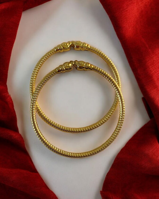 The Elegance of Indian Gold-Plated Bangles: Tradition Meets Modernity