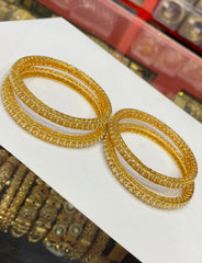 The Elegance of Indian Gold-Plated Bangles: Tradition Meets Modernity