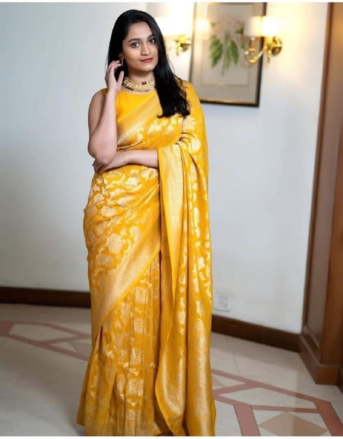 YellowDeginer Saree