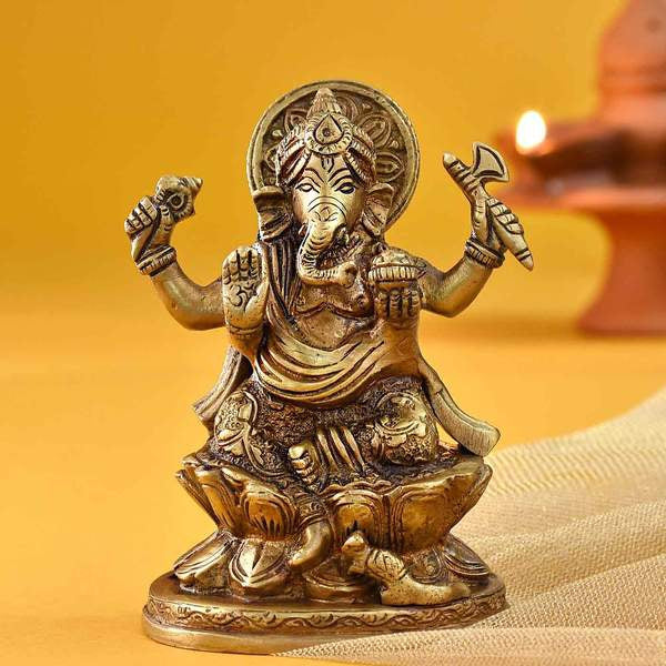 5"Vignaharta Ganesha Brass Idol