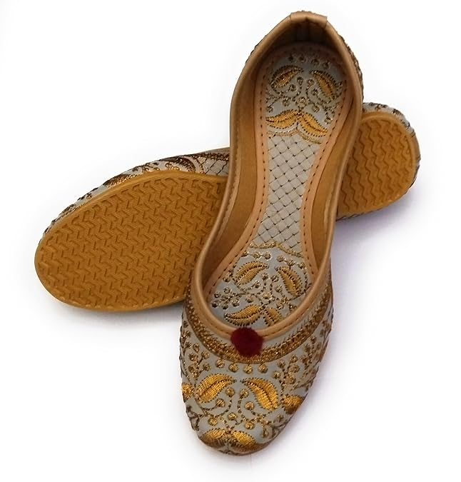 Women's Genuine Soft Leather Embroidered Work Jutis Punjabi