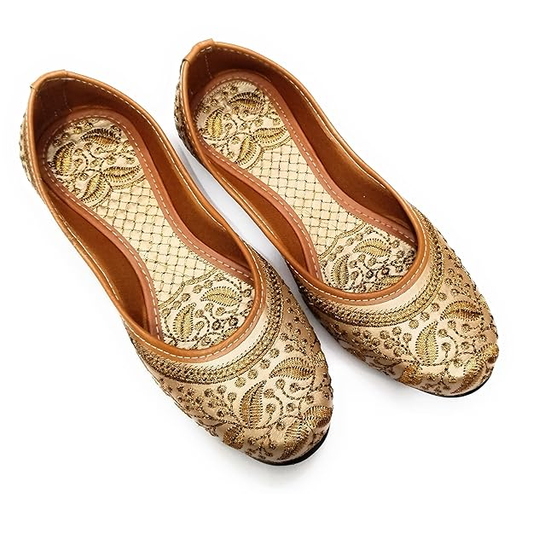 Women Leaf Design Jutti (Size-UK-7) (Color-GOLDEN)